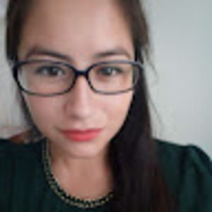 Meet your Posher, Ana patricia